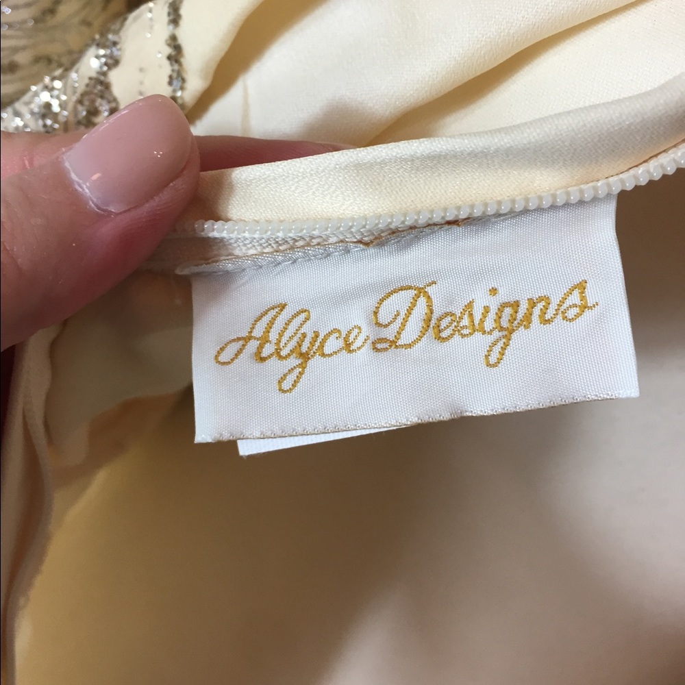NWT Alyce Designs Vintage white and silver beaded gown - Picture 6 of 16